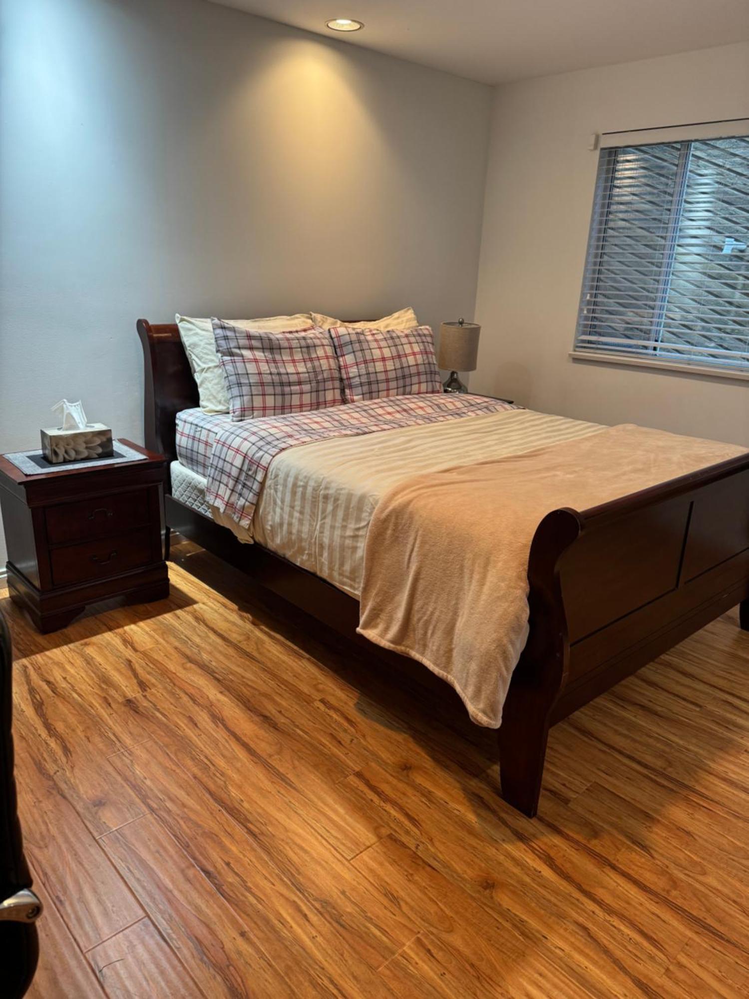 Beautiful Modern Suite North Vancouver Exteriör bild